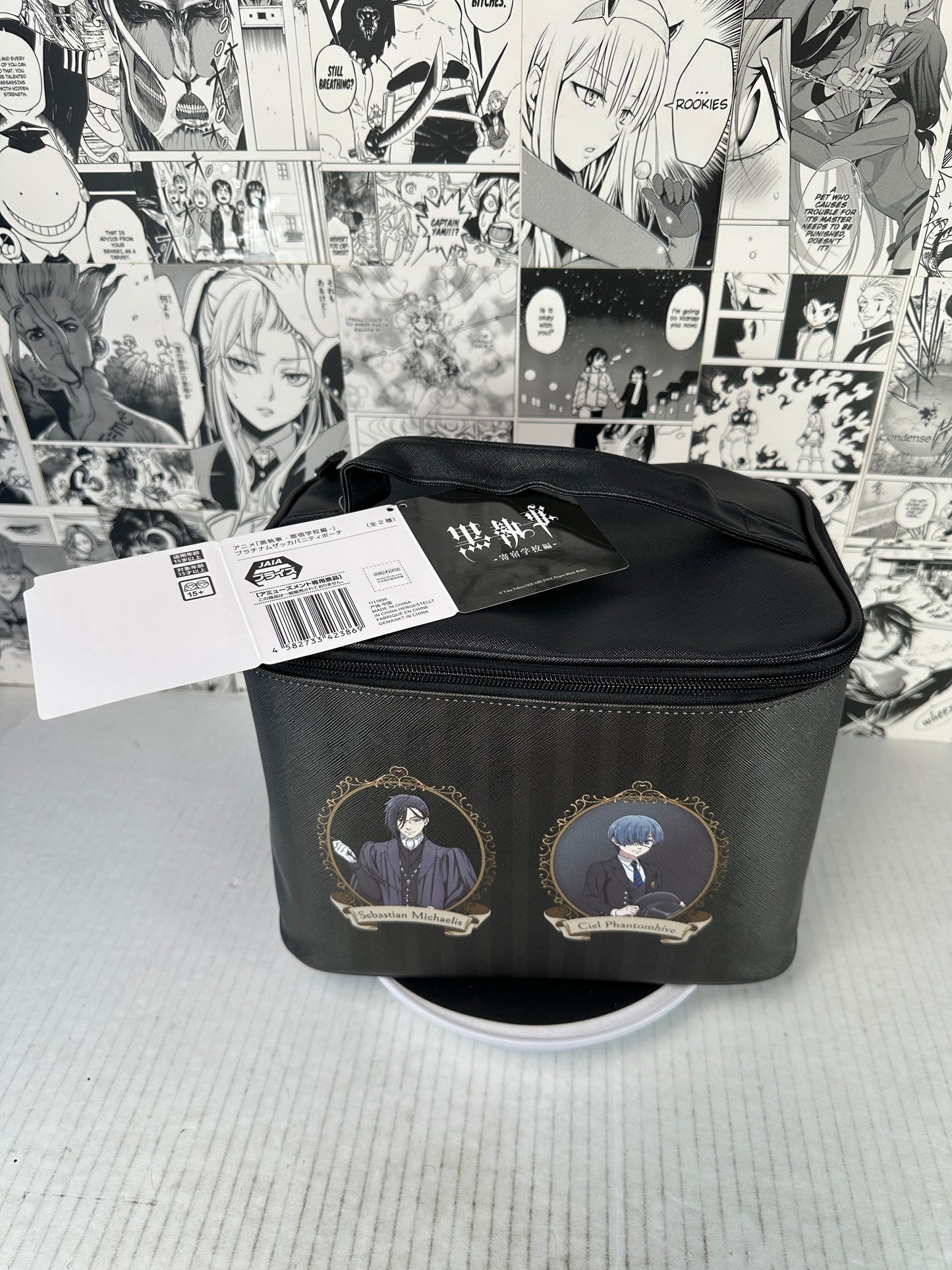 Black Butler - Carrying case/lunch bag w/tags (10in X 7in X 8in)