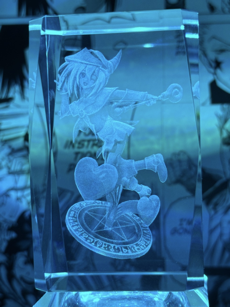 Yu-gi-oh! - Dark Magician Girl crystal 3D creations with multicolor LED wooden base