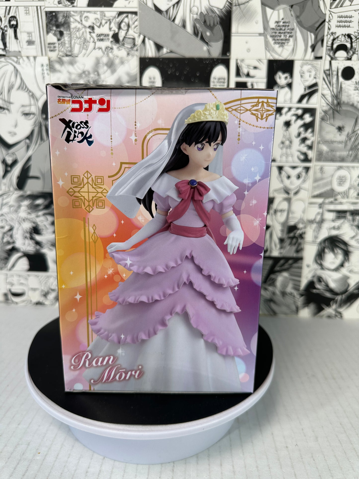 Detective conan - Ran Mouri Xross link figure (box has slight dent/crease)