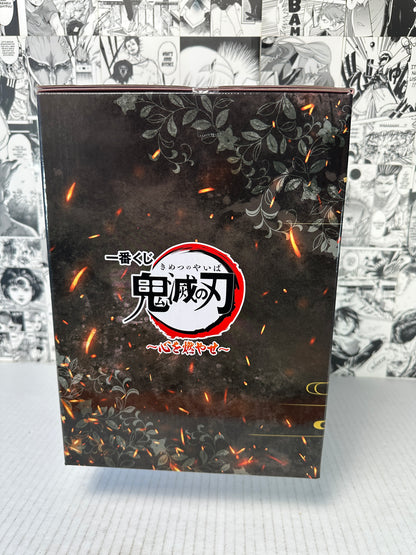 Demon Slayer - Kyojuro Rengoku Last one prize Art Scale Burn your heart Kuji