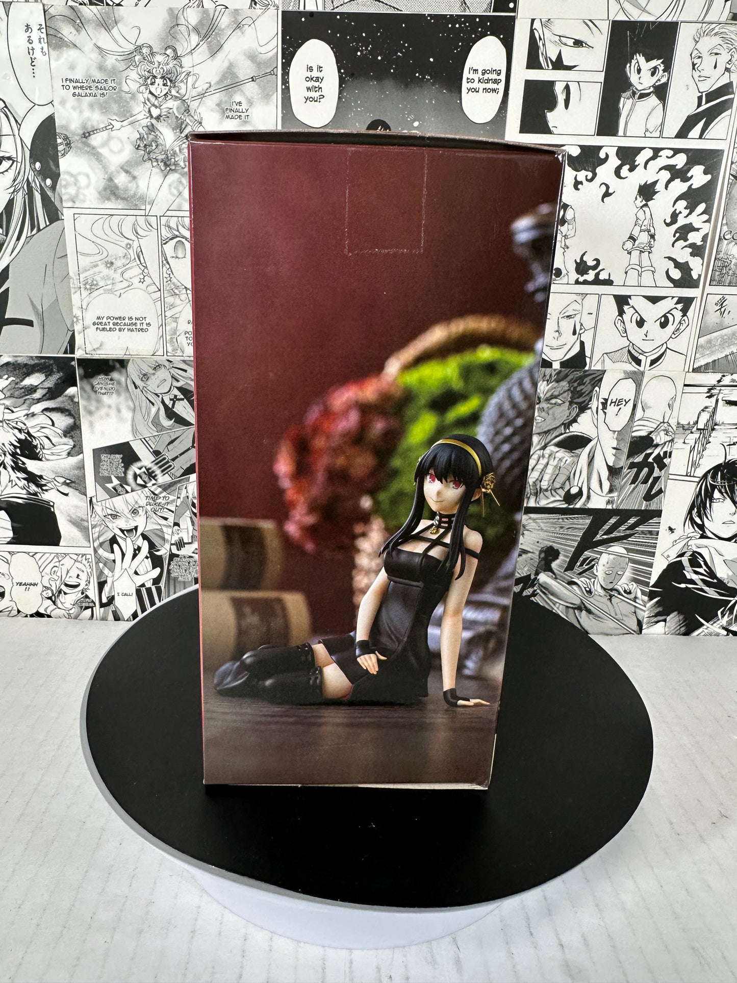 Spy X Family - Yor Forger perching figure (Open Box)
