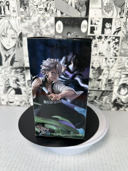 Demon slayer - Sanemi Shinazugawa Xross Link (back of box is dented SEE PICS)