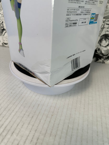 Demon Slayer - Mitsuri Kanroji FIGURIZMa (box had liquid damage, see pictures)