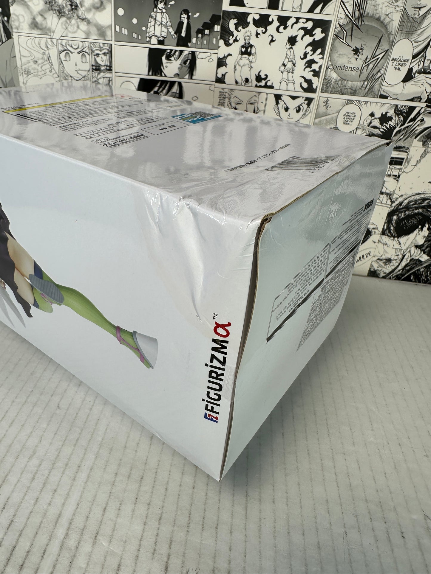 Demon Slayer - Mitsuri Kanroji FIGURIZMa (box had liquid damage, see pictures)