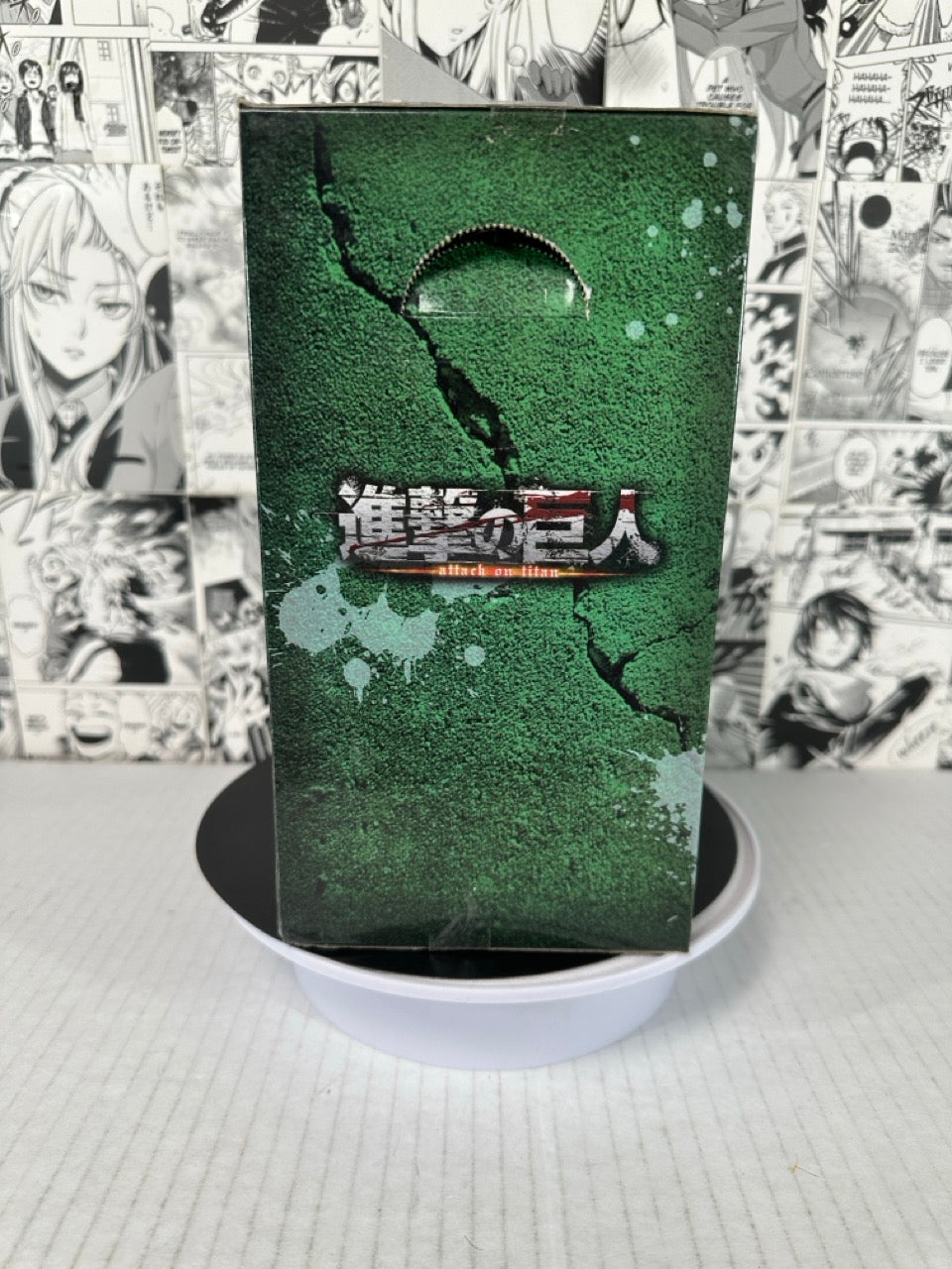 Attack on Titan - Levi Ackerman vintage 2014 release anime figure